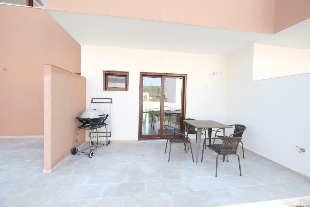 Villa Valerie Nikiti  Exteriér fotografie