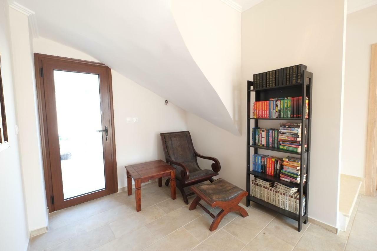 Villa Valerie Nikiti  Exteriér fotografie